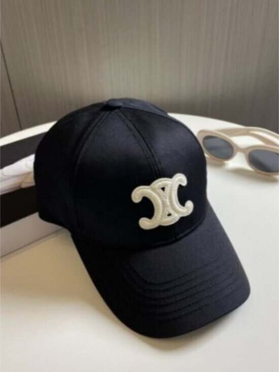 CELINE Triomphe Black Cap